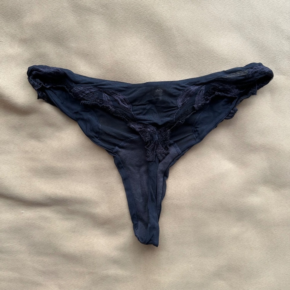 COTTON CLUB Thong Panty Womens Black Sheer Lace Mesh Made in Italy Size 3/ Med